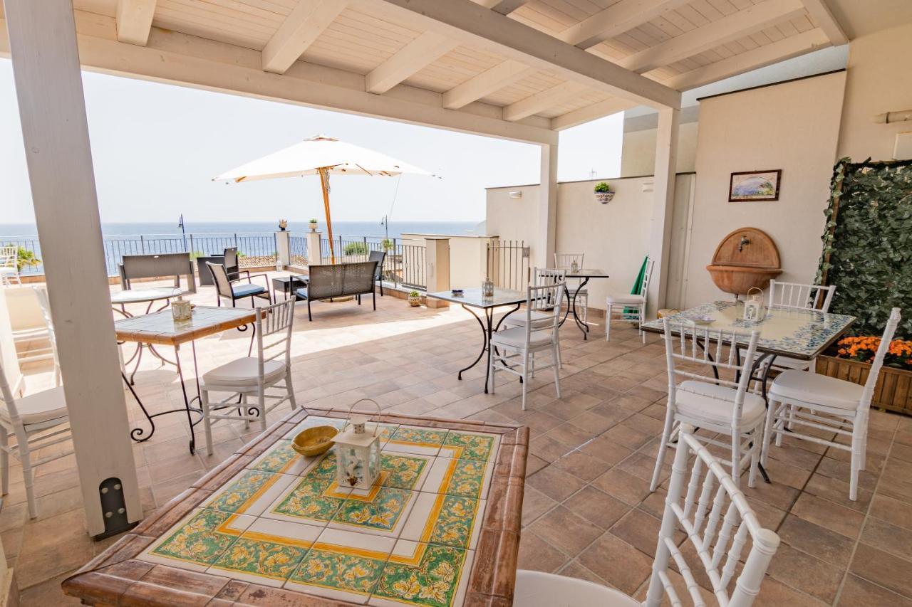 Ottocento Sul Mare Nizza di Sicilia Exterior foto