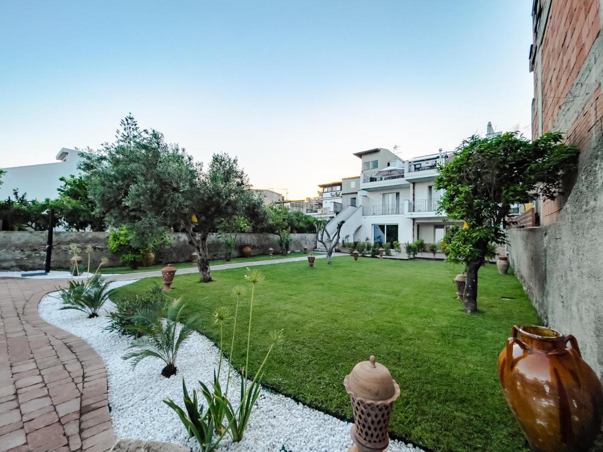 Ottocento Sul Mare Nizza di Sicilia Exterior foto